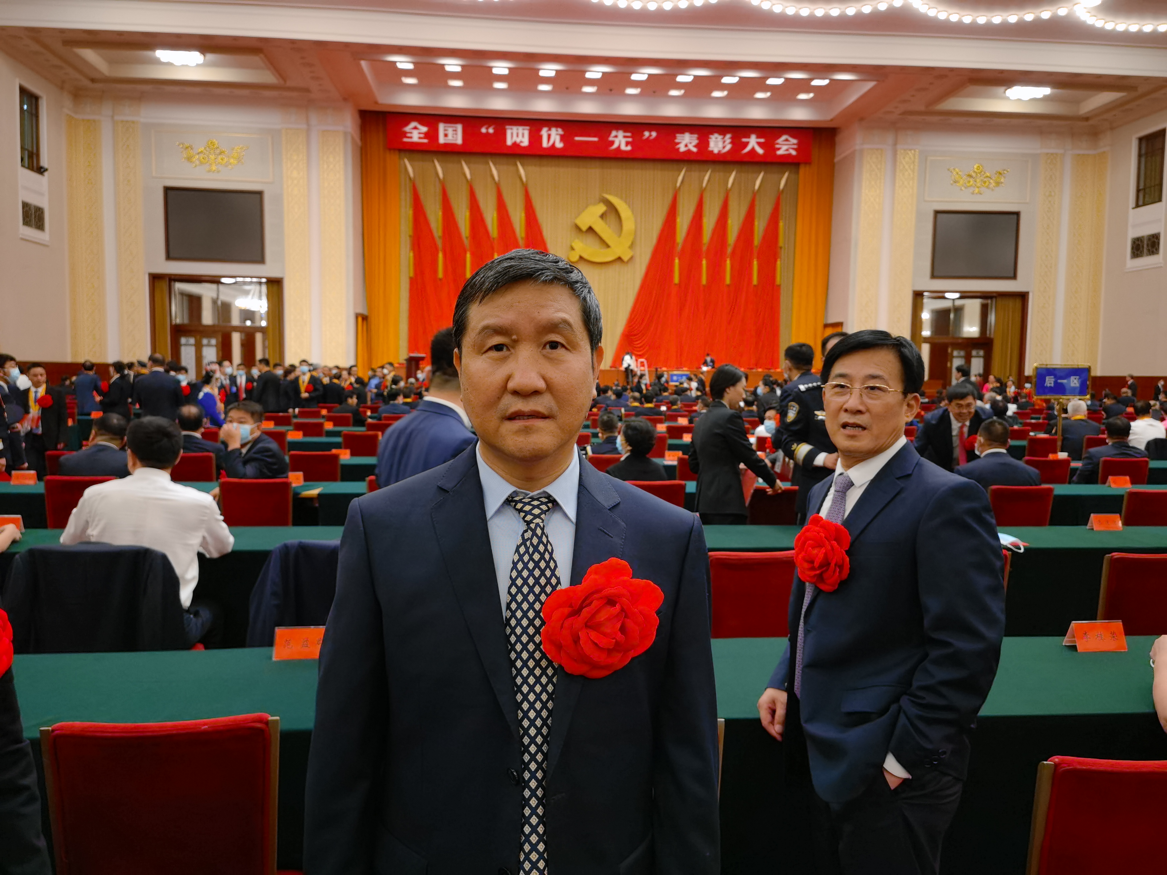 公司黨總支被中共中央授予“全國(guó)先進(jìn)基層黨組織”稱號(hào)